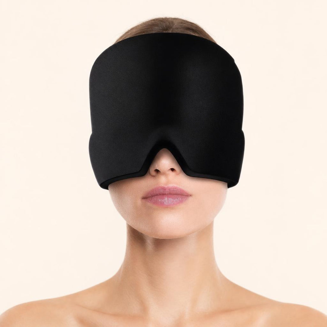 Calmcap gel cap worn over the eyes, front view
